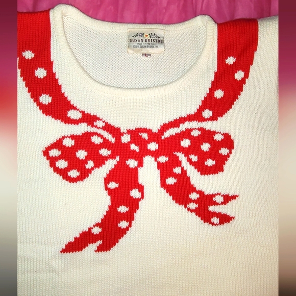 Susan Bristol Sweaters - Susan Bristol 90s vintage short sleeve sweater large with red bow